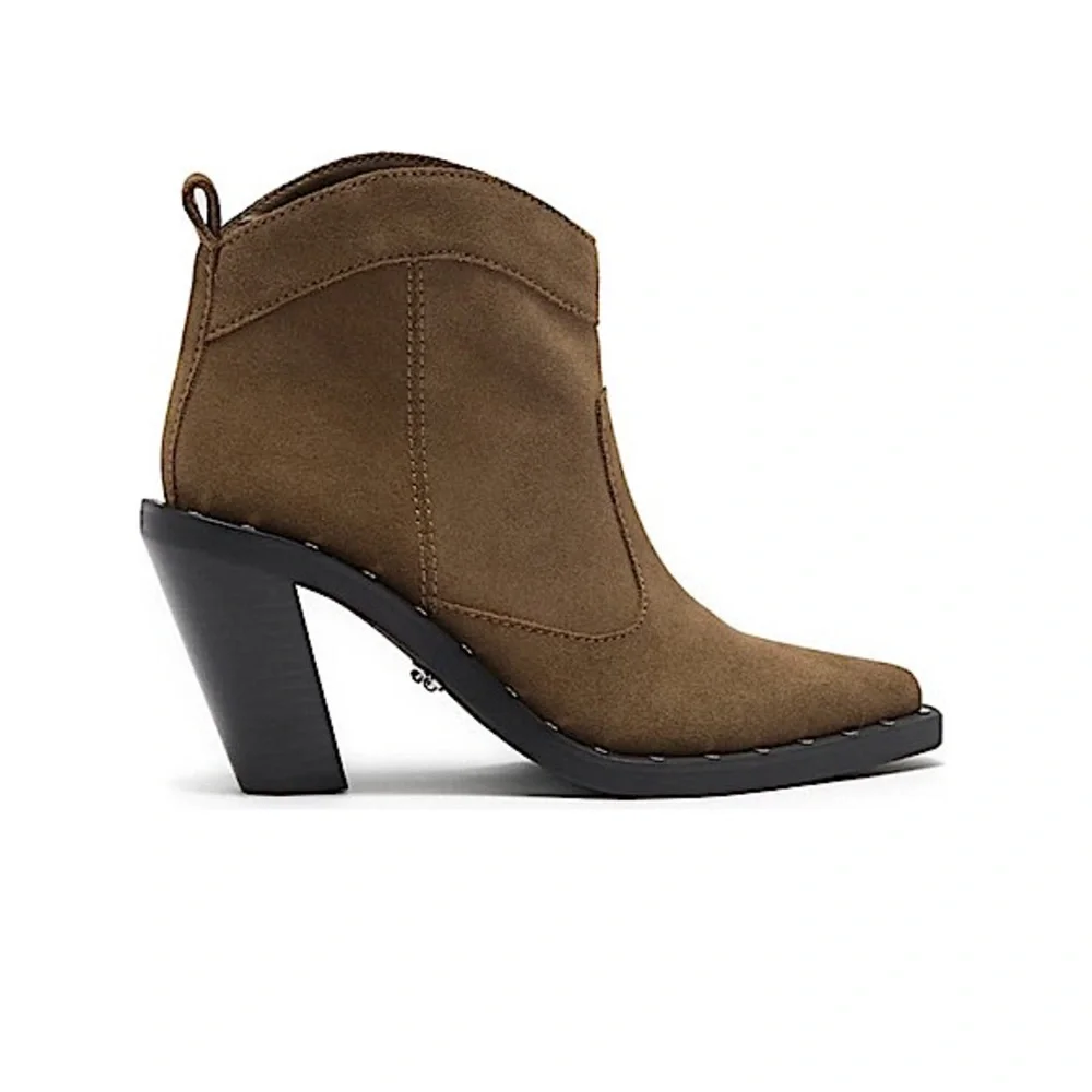 Rebecca Minkoff Ankle Boot ♥️ Like and get 40%‎ offer!